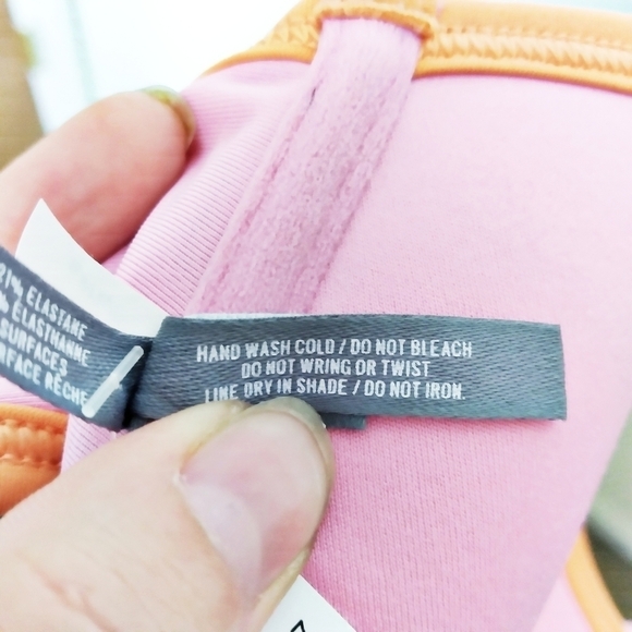 aerie Brooke Pink and Orange Tropical Print Push Up Halter Bikini Top Size 34D - Picture 8 of 8